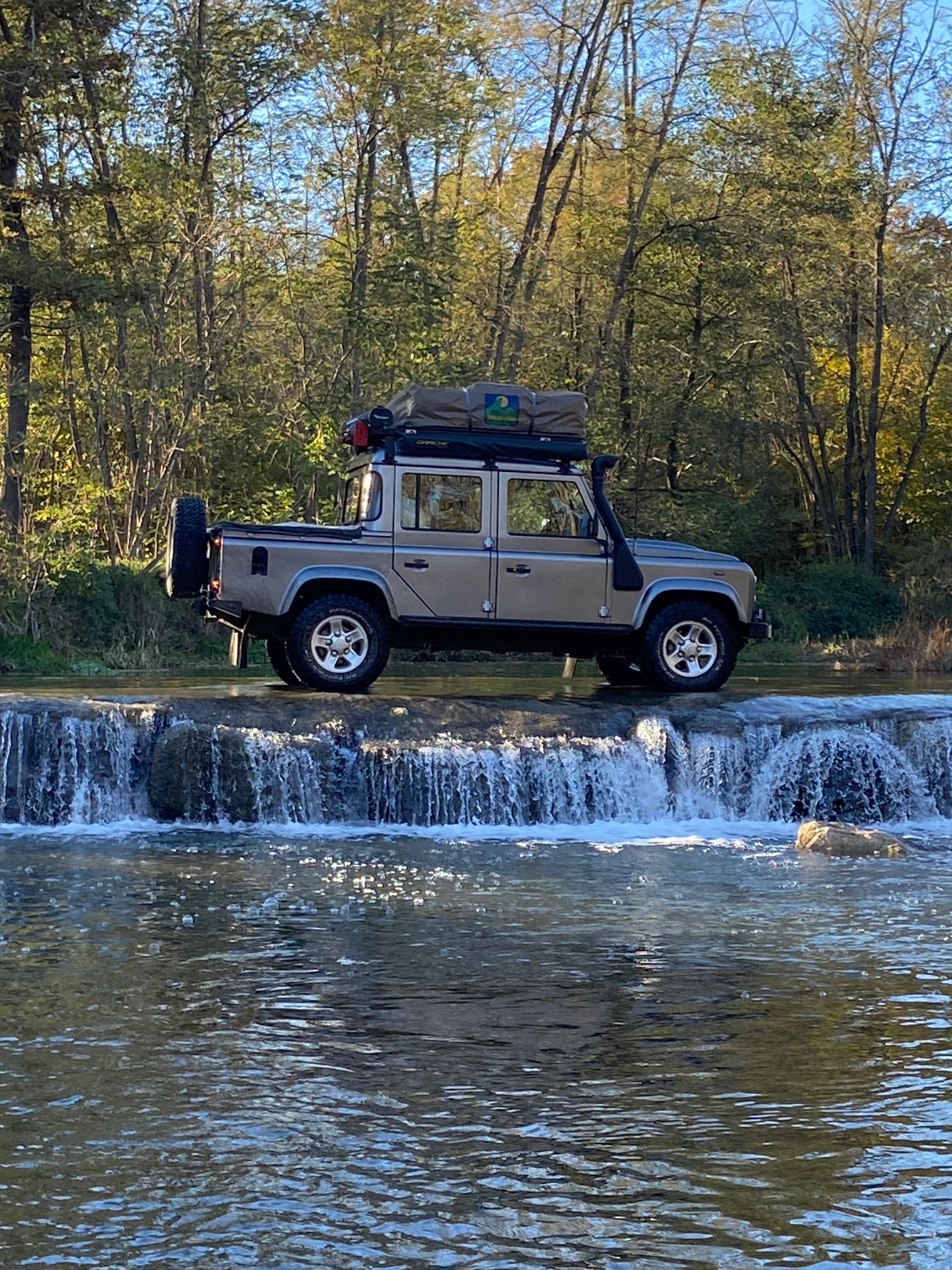 Landrover Defender crossing river